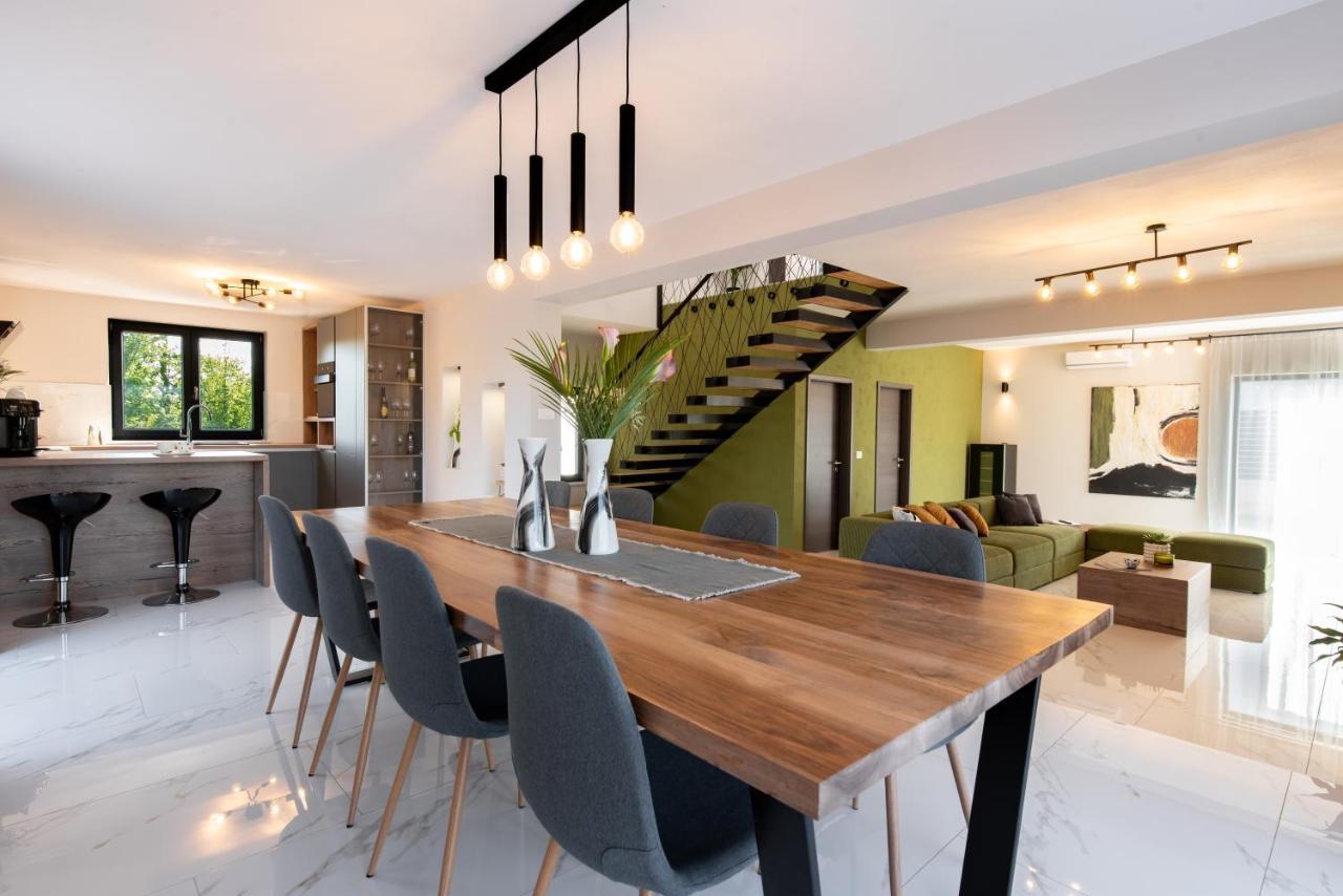 Villa Zara Santalezi Exteriér fotografie