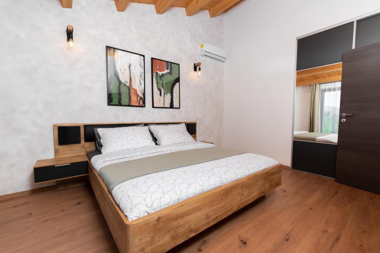 Villa Zara Santalezi Exteriér fotografie