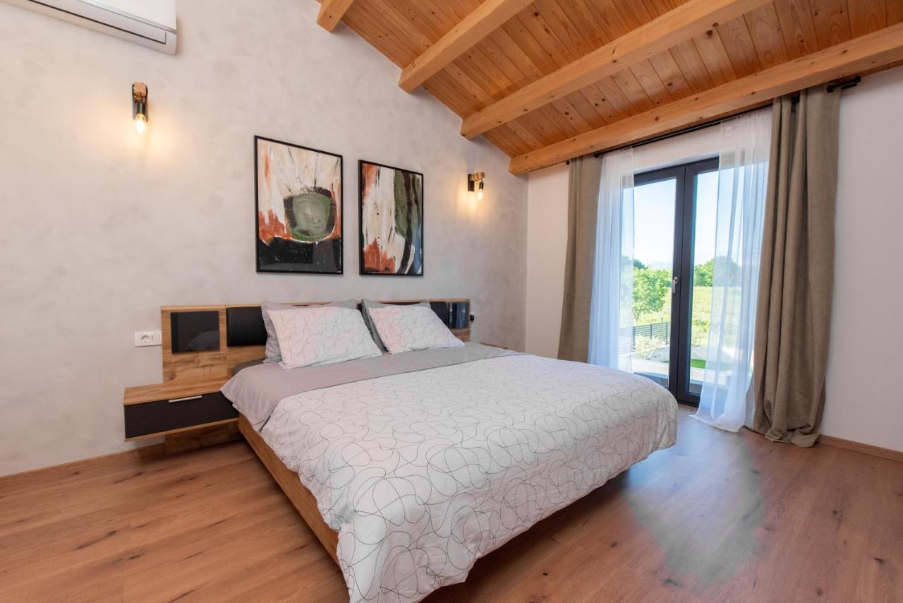 Villa Zara Santalezi Exteriér fotografie
